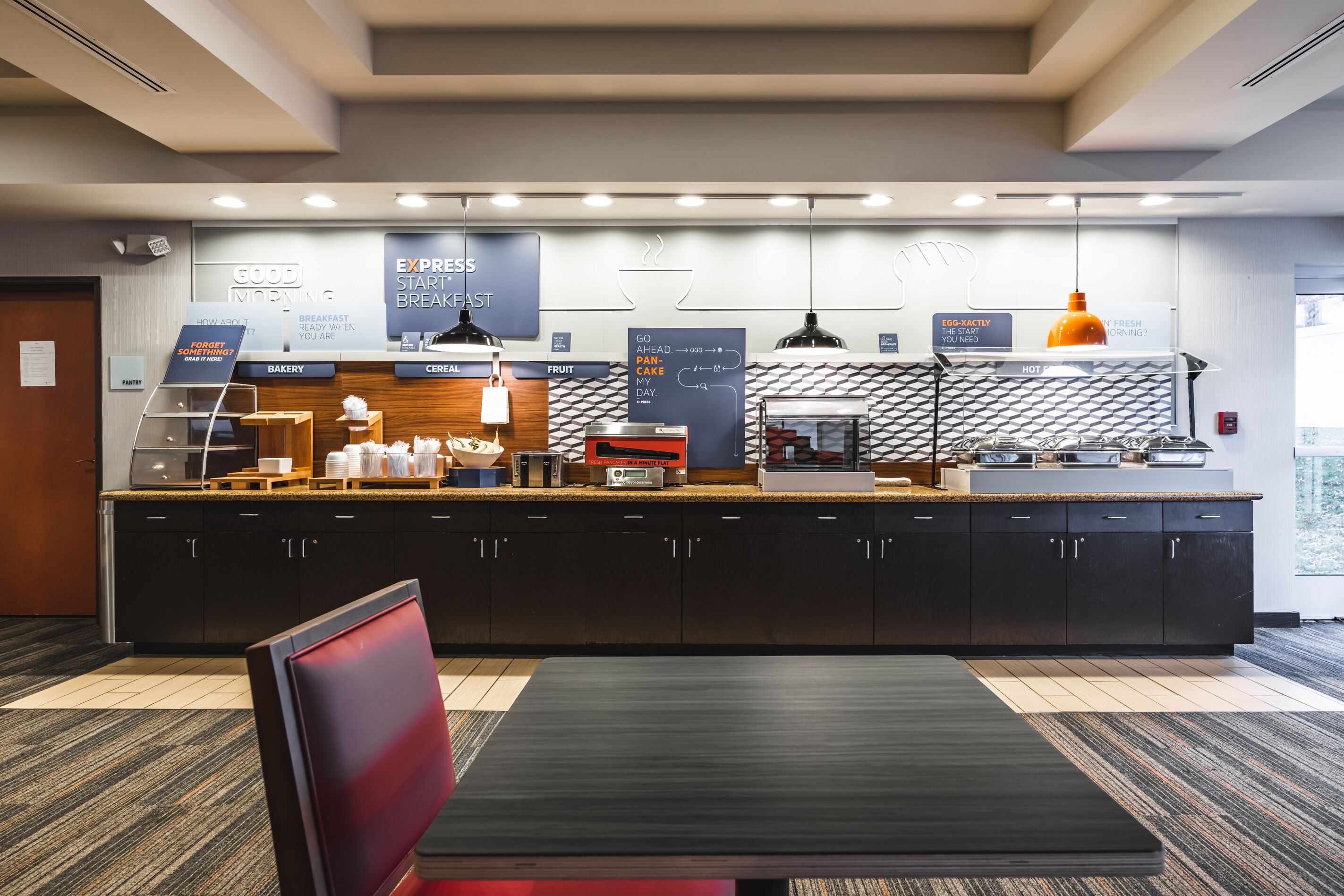 free daily self-service breakfast