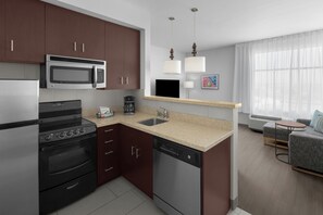 笔记本电脑工作区、遮光窗帘、熨斗/熨衣板、免费婴儿床