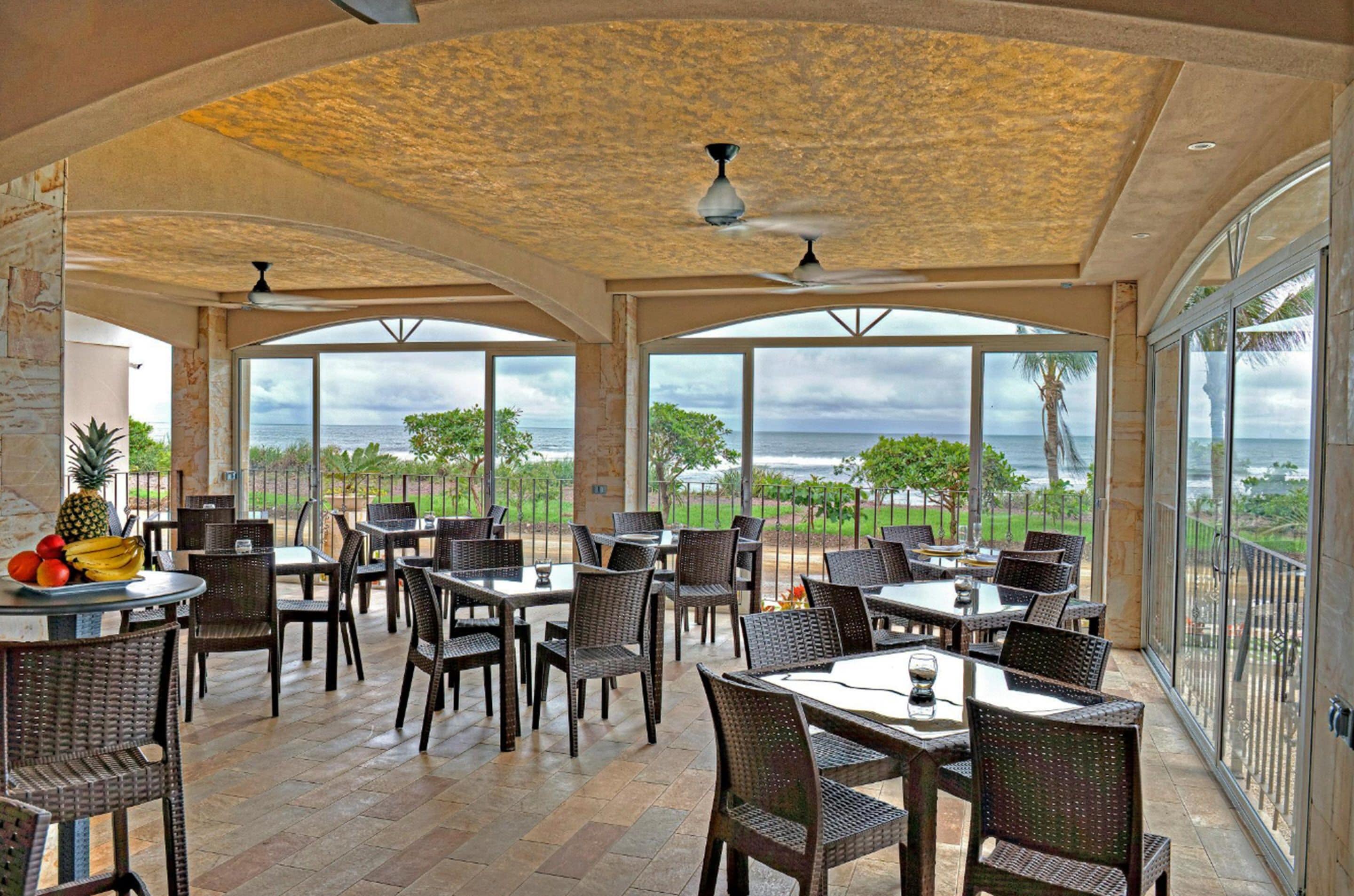 Free daily full breakfast