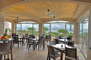 Free daily full breakfast