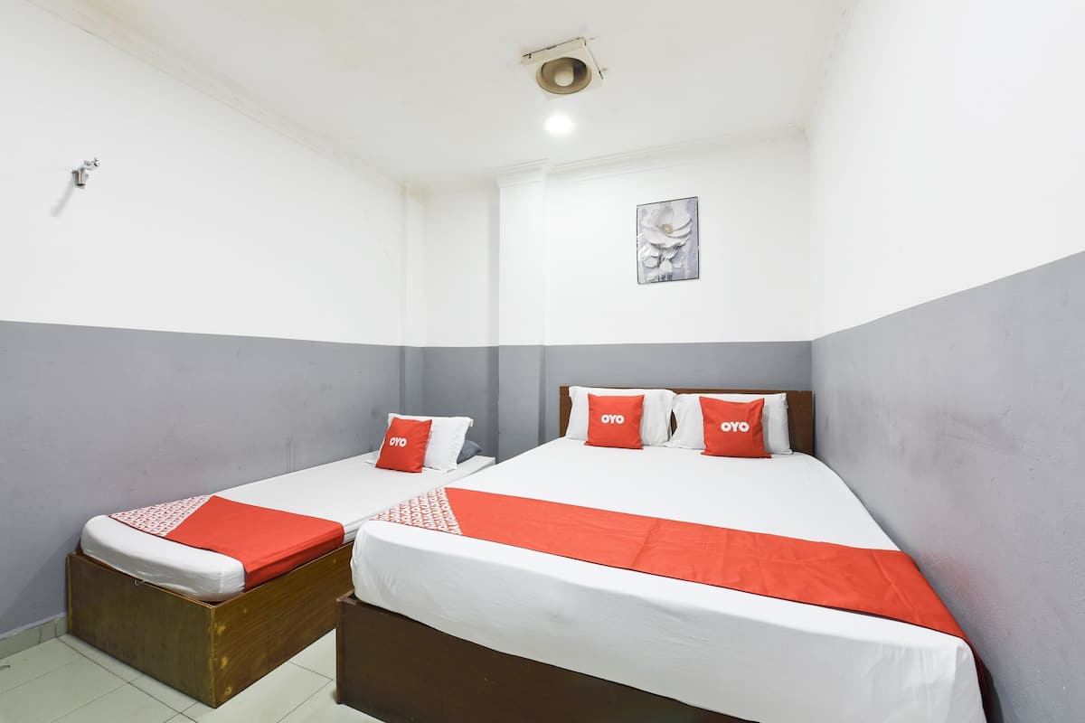 1 chambre, bureau, fer et planche à repasser, Wi-Fi gratuit