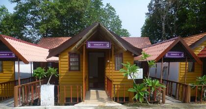 Noor Arfa River Chalet