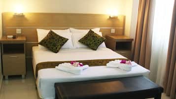 Desk, iron/ironing board, free WiFi, bed sheets