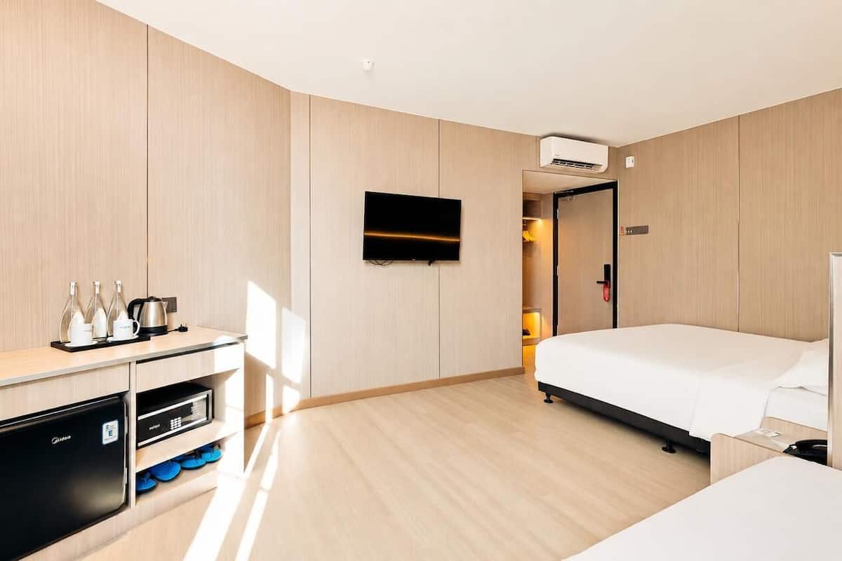 Deluxe Triple Room