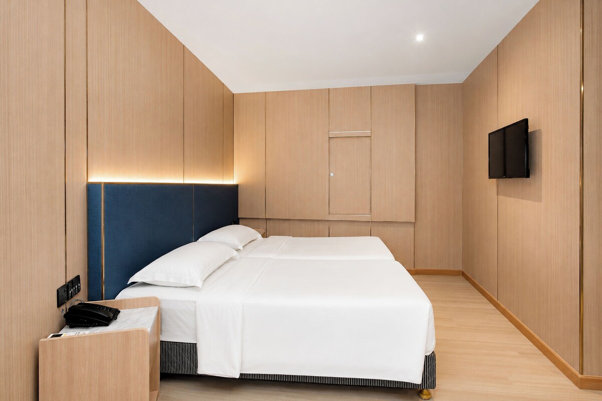 Kamar Twin Deluks | Meja kerja, kedap suara, setrika/meja setrika, dan Wi-Fi gratis