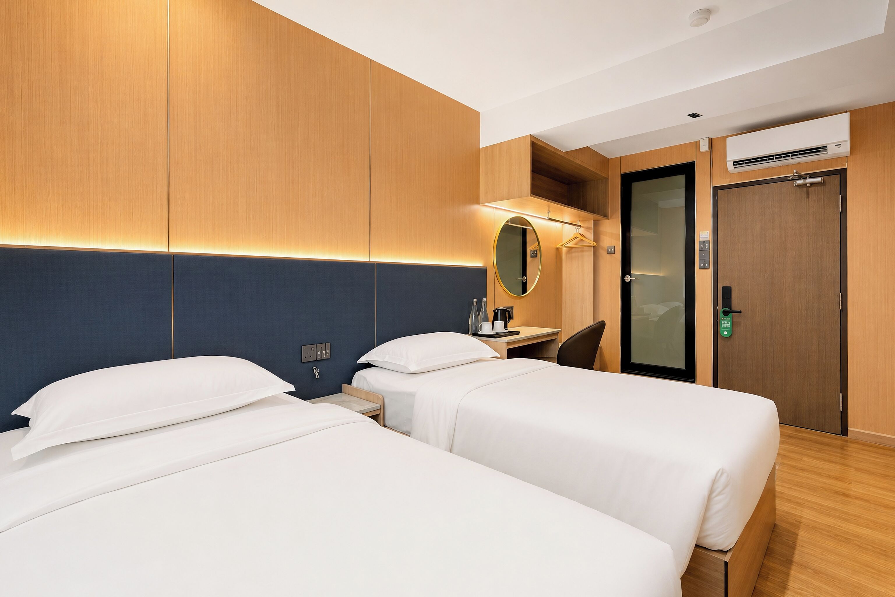 Superior Twin Room, 2 Twin Beds | Desk, soundproofing, iron/ironing board, WiFi (free)