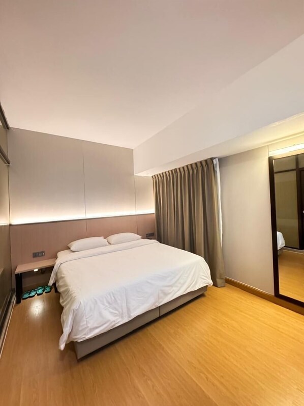 Premium-Doppelzimmer | Schreibtisch, Bügeleisen/Bügelbrett, kostenloses WLAN