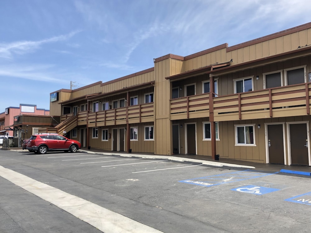 Holiday Inn Express Grover Beach-Pismo Beach Area by IHG, Grover Beach