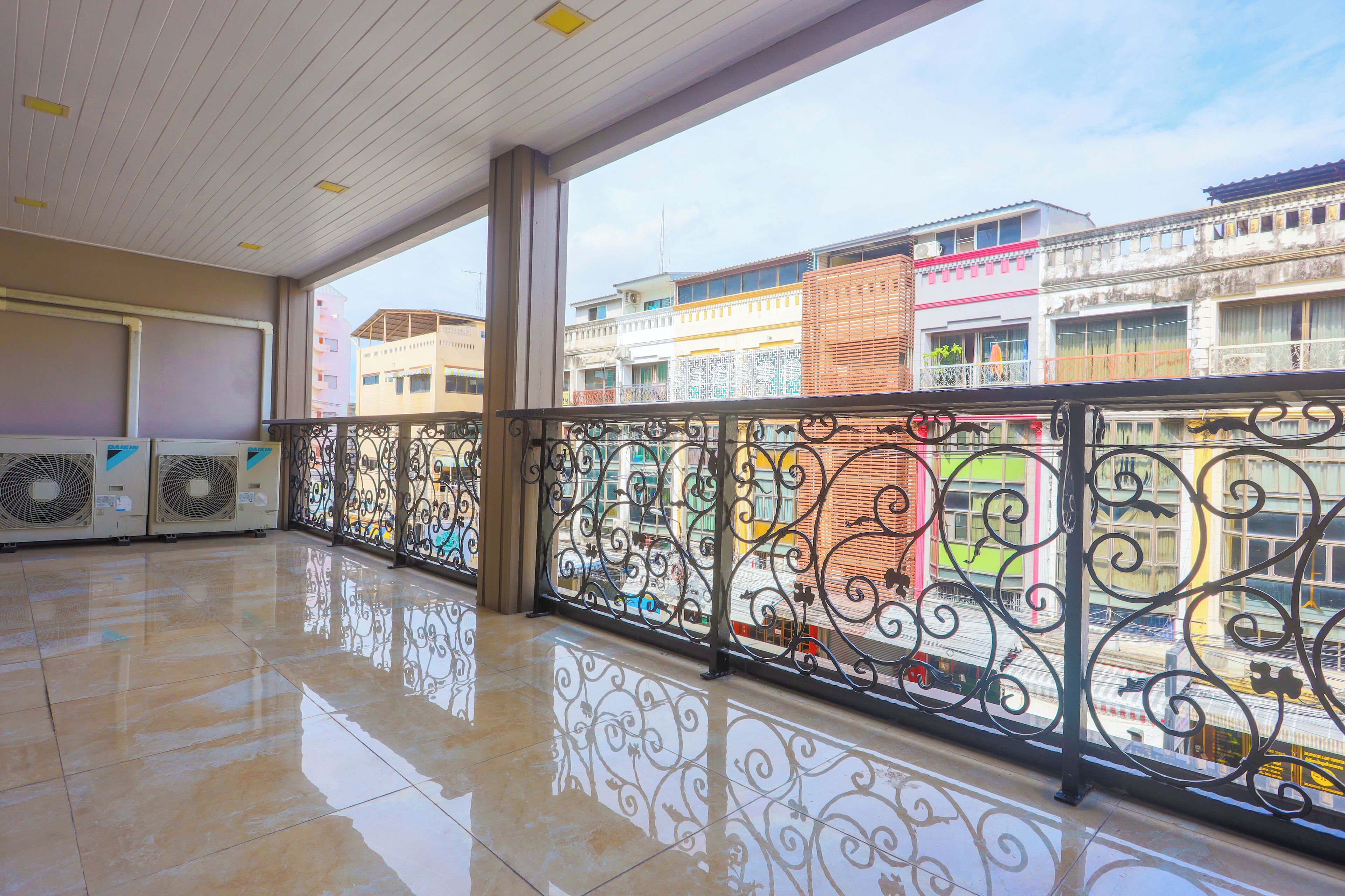 Family Room | Living area | LCD TV