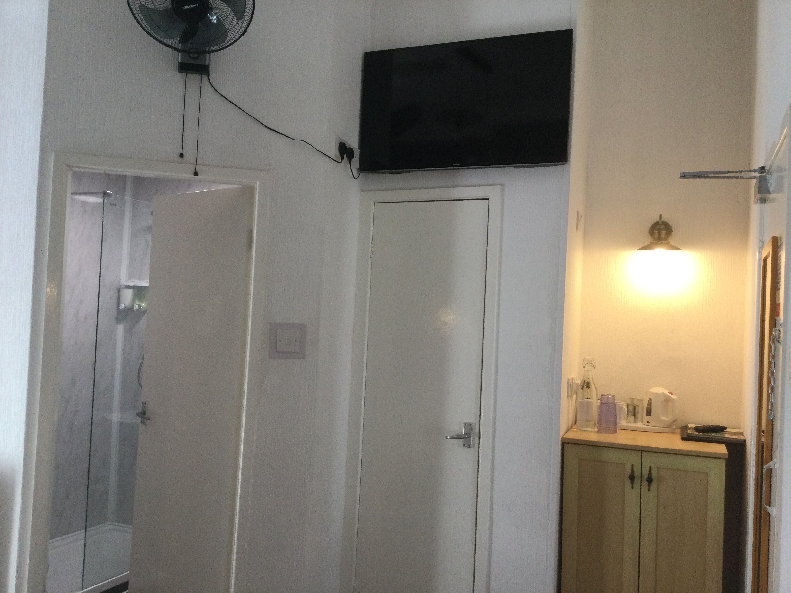 Photo - THE TREVONE, Llandudno