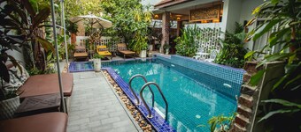 VMANSION Boutique Hotel