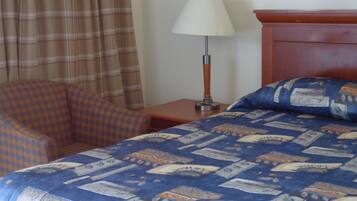 Room, 1 Queen Bed | 1 bedroom, desk, free WiFi