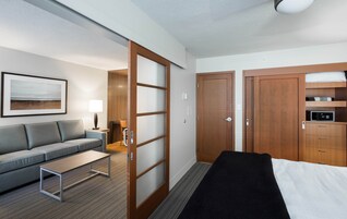 Suite, 1 King Bed with Sofa bed, Kitchen | 1 bedroom, in-room safe, desk, laptop workspace