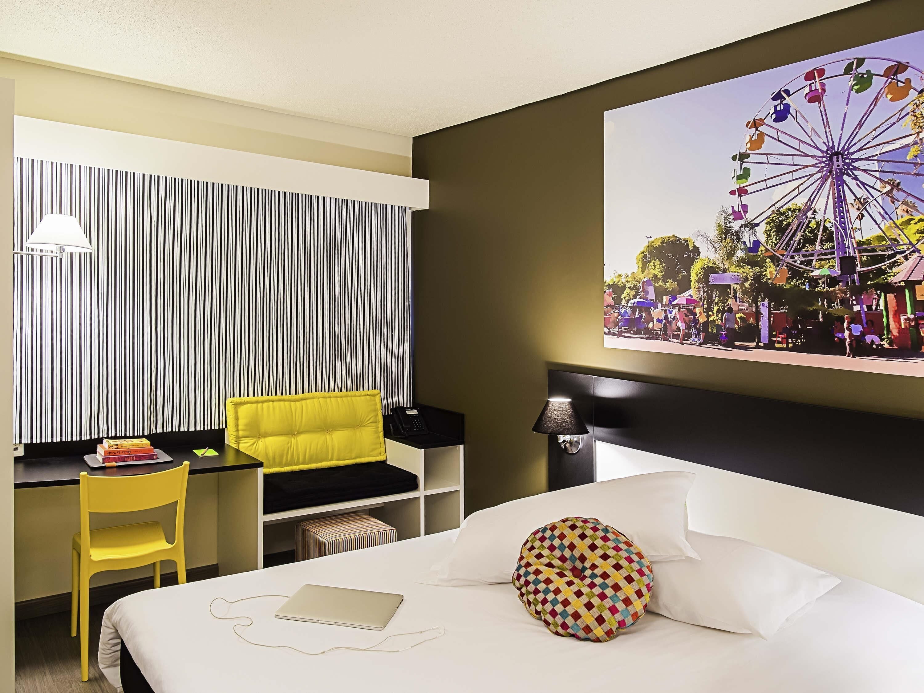 In-room safe, desk, laptop workspace, soundproofing