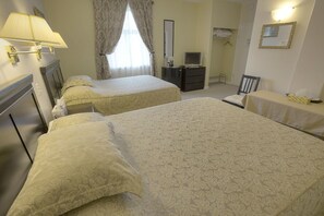 Chambre Standard, 2 grands lits