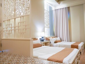 Deluxe Room - Two Double Beds | Hypo-allergenic bedding, in-room safe, desk, blackout drapes - O'nya Phuket Hotel (Wichit)