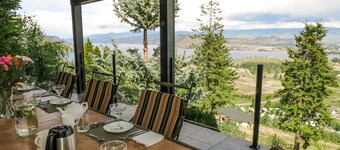 A View of the Lake Bed & Breakfast