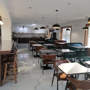 Alpine Inn & Suites
