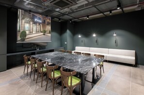 Meeting facility - SR Suites Pangyo (Seongnam)