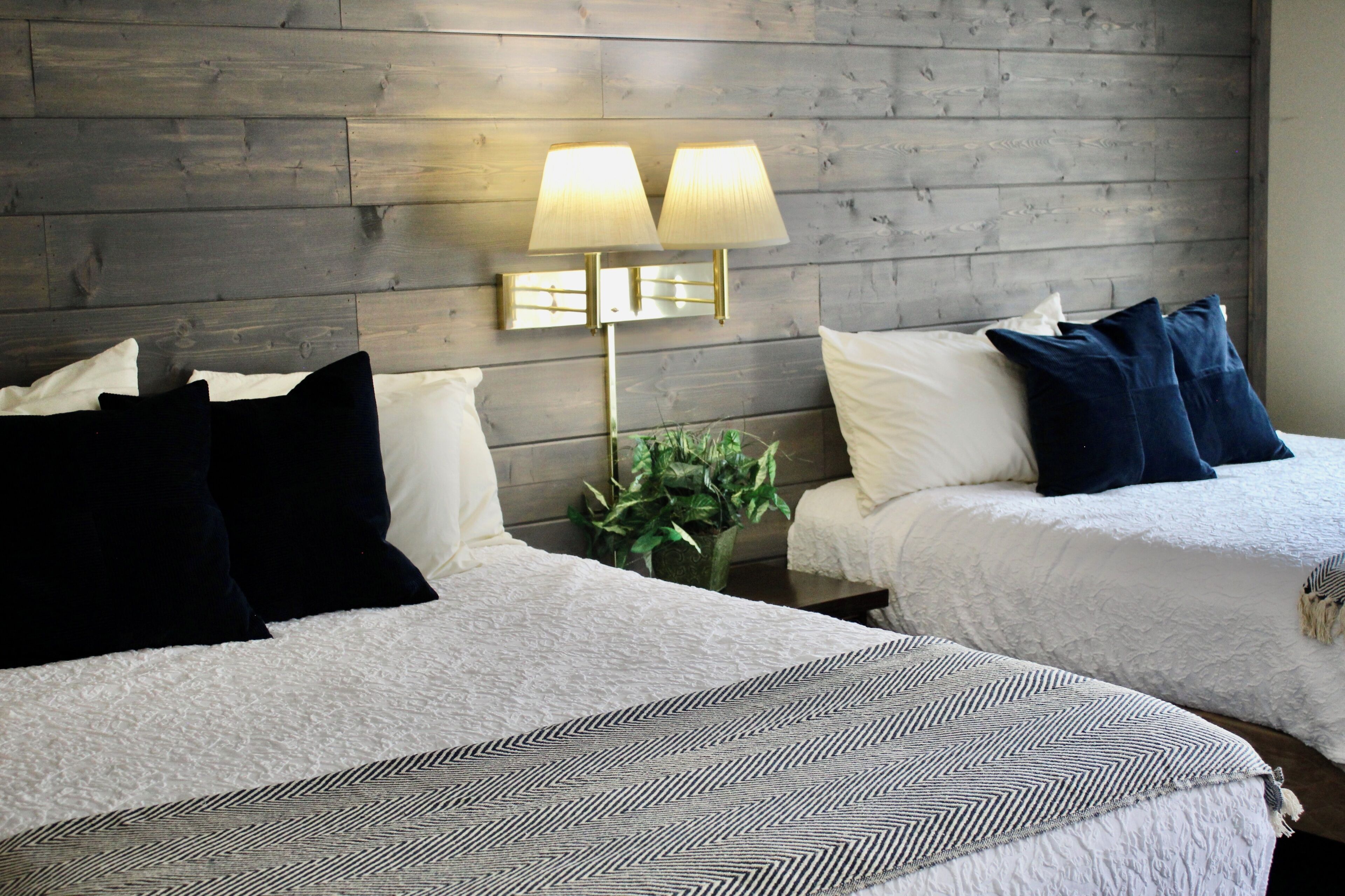 Chambre Standard, 2 grands lits, rez-de-chaussée | Literie fournie