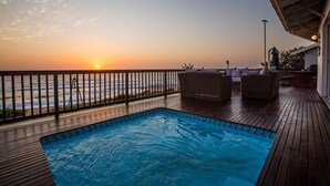 Outdoor pool - Amanzi Beach House (Hibberdene)