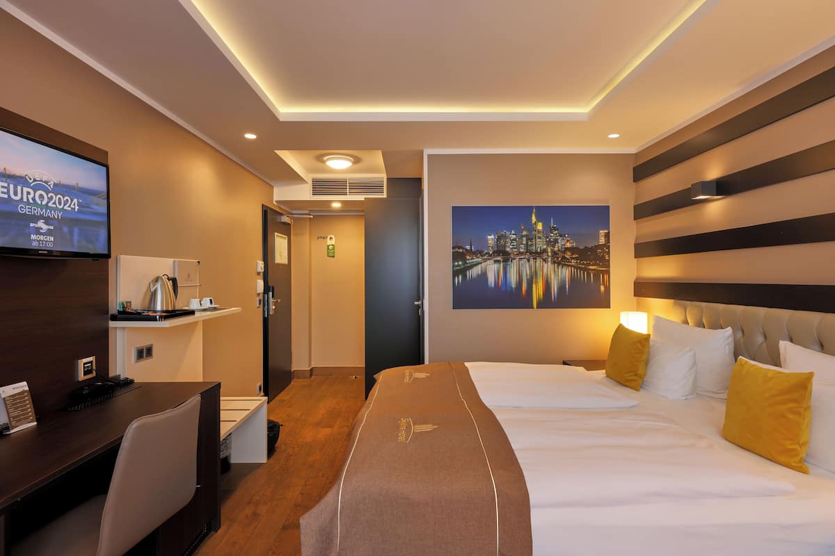 Comfort-Doppelzimmer | Minibar, Zimmersafe, Schreibtisch, Verdunkelungsvorhänge