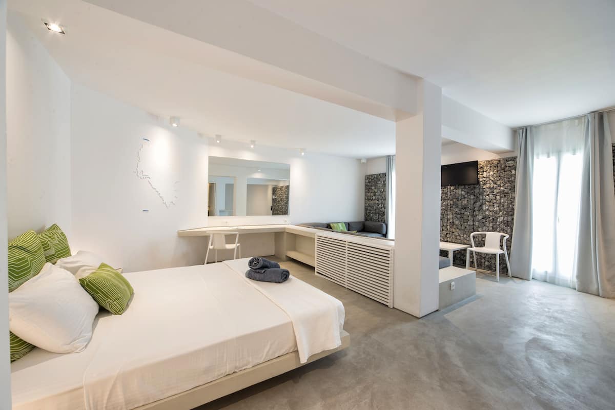 junior suite, private pool | 1 bedroom, premium bedding, minibar, in-room safe