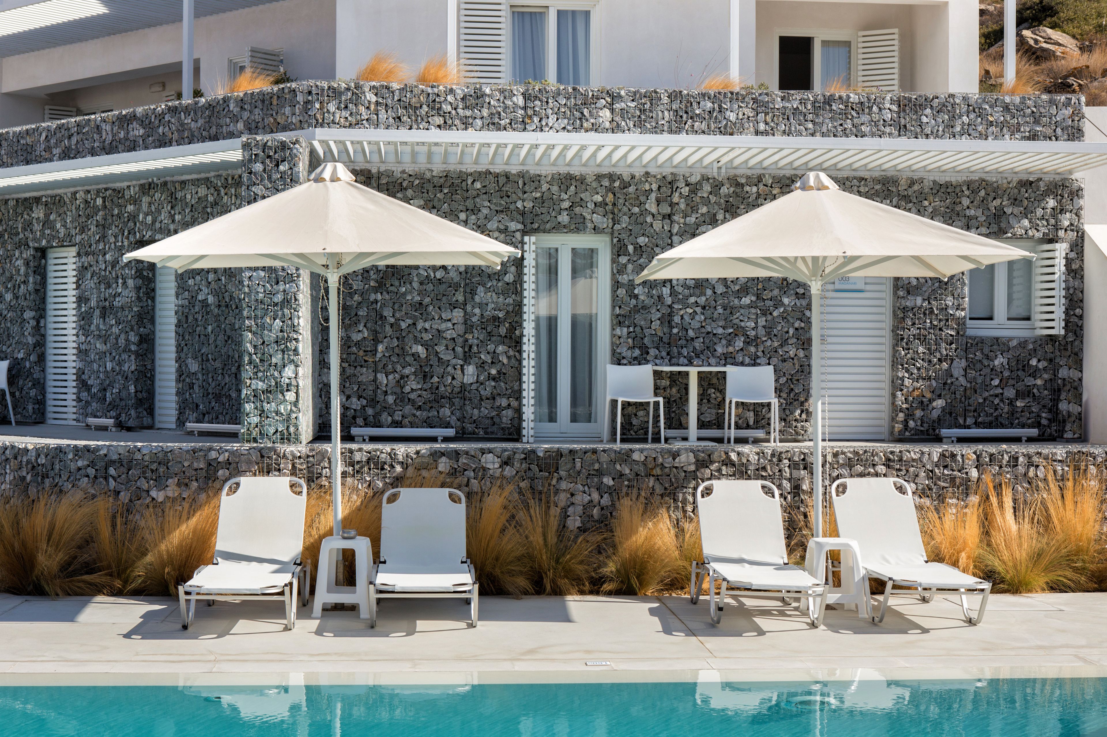 Outdoor pool, open 10:00 AM to 8:00 PM, pool umbrellas, sun loungers