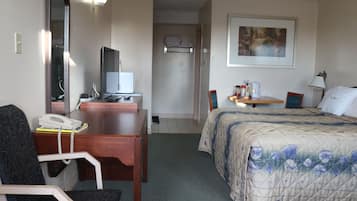 Værelse - 1 queensize-seng | Skrivebord, gratis Wi-Fi, sengetøj