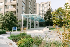 Exterior - Gage Suites at UBC (Vancouver)