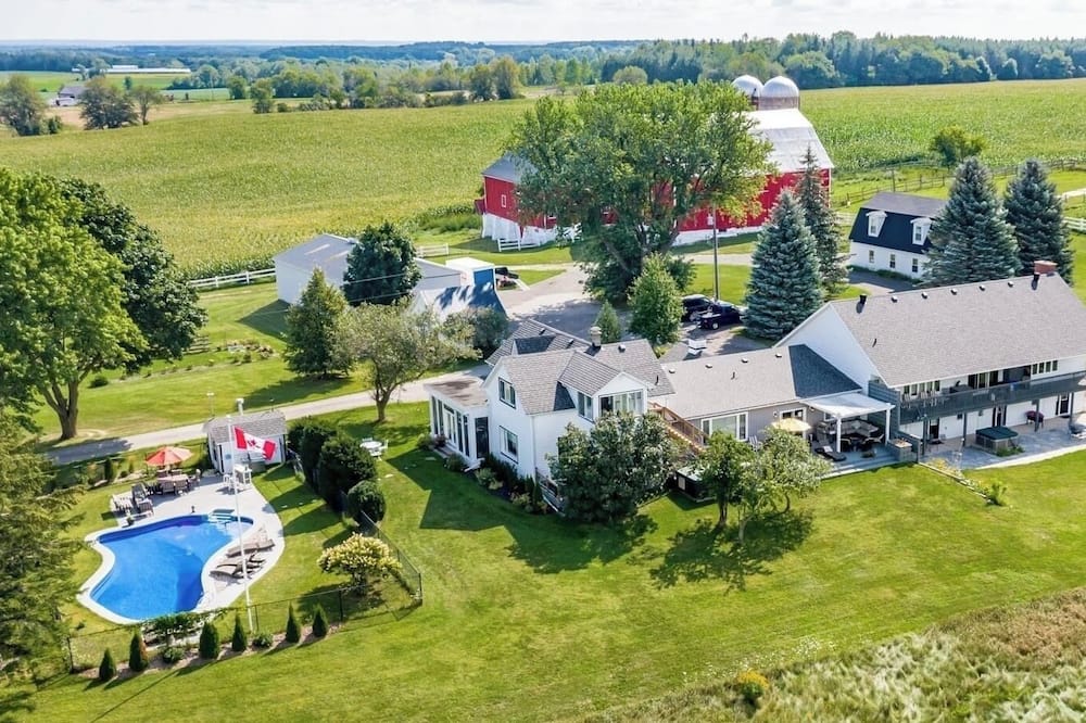 Mountain Ash Farm Country Manor