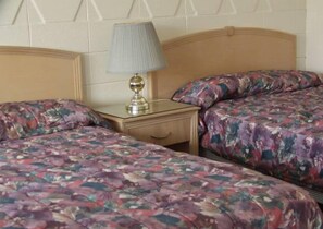 Chambre double, 2 lits doubles | AccĂšs au Wi-Fi (inclus)
