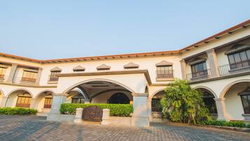 Fachada da propriedade