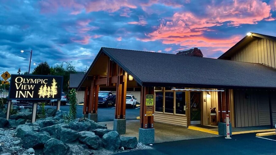 Olympic View Inn