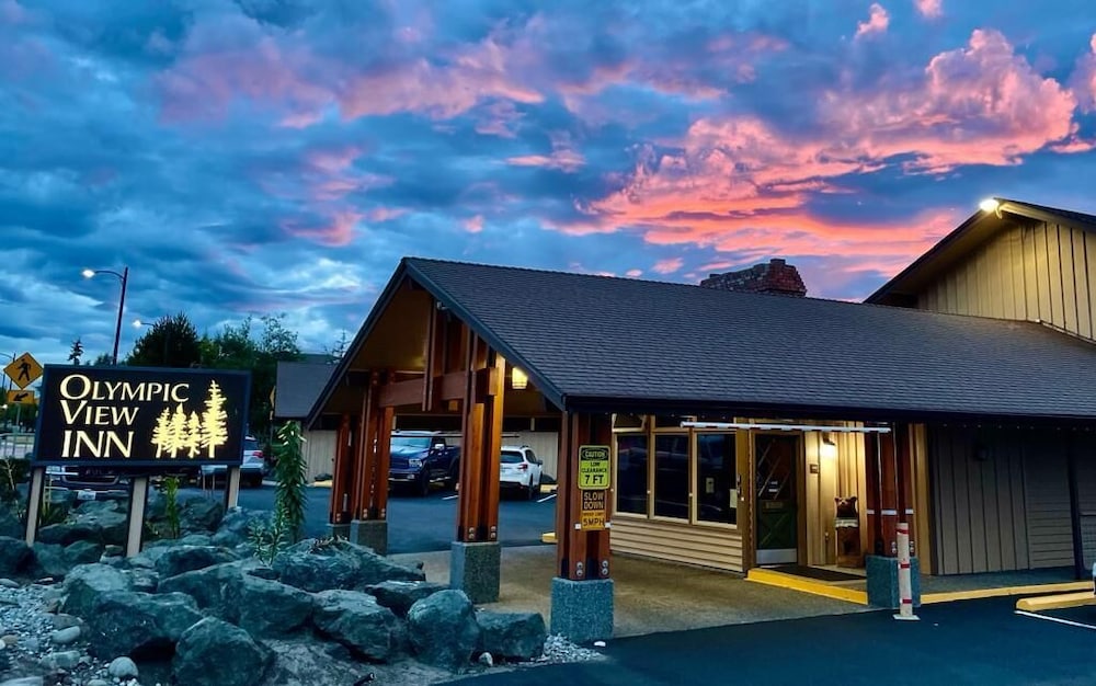 2 Star Hotels