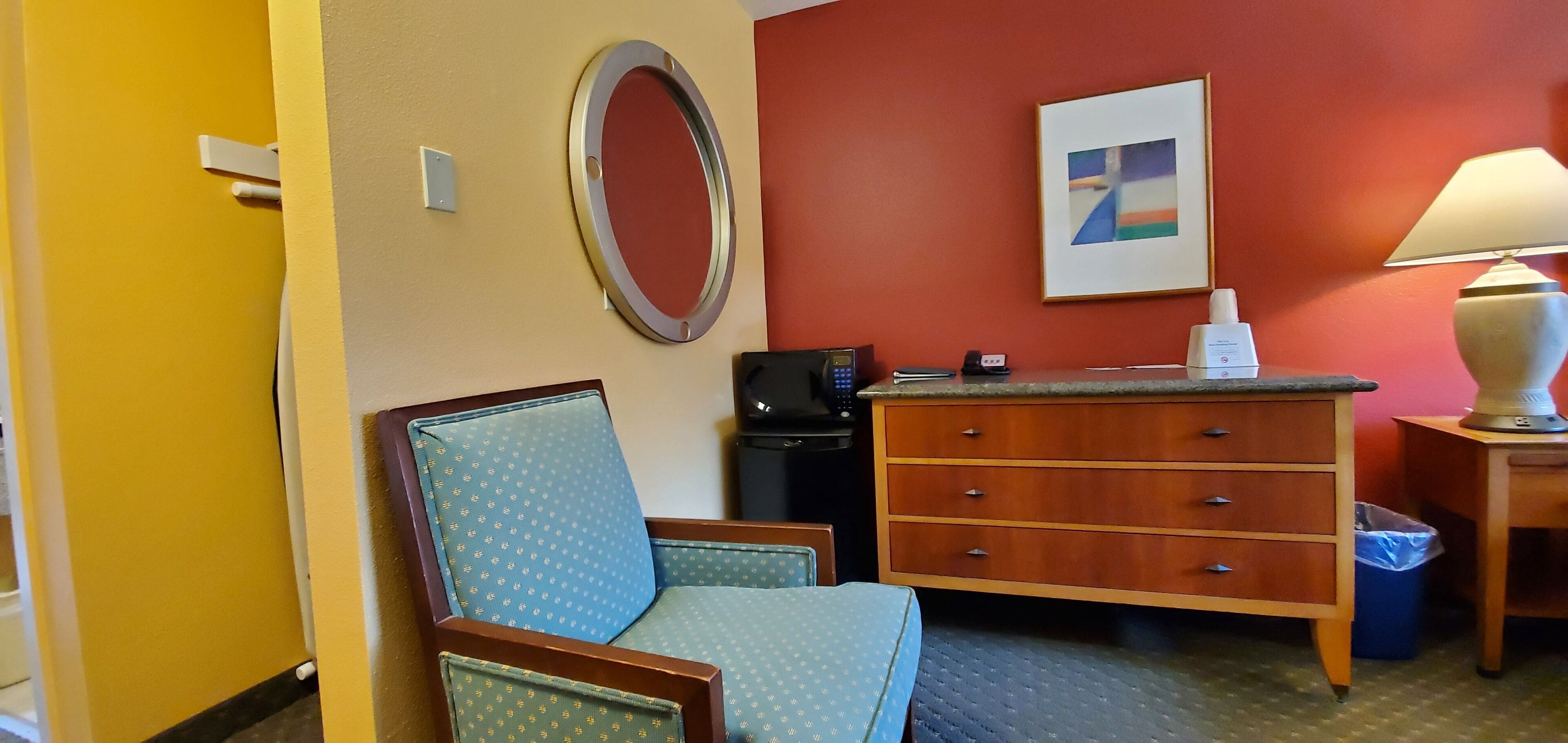 one king deluxe (no pets) | soundproofing, iron/ironing board, rollaway beds, free wifi