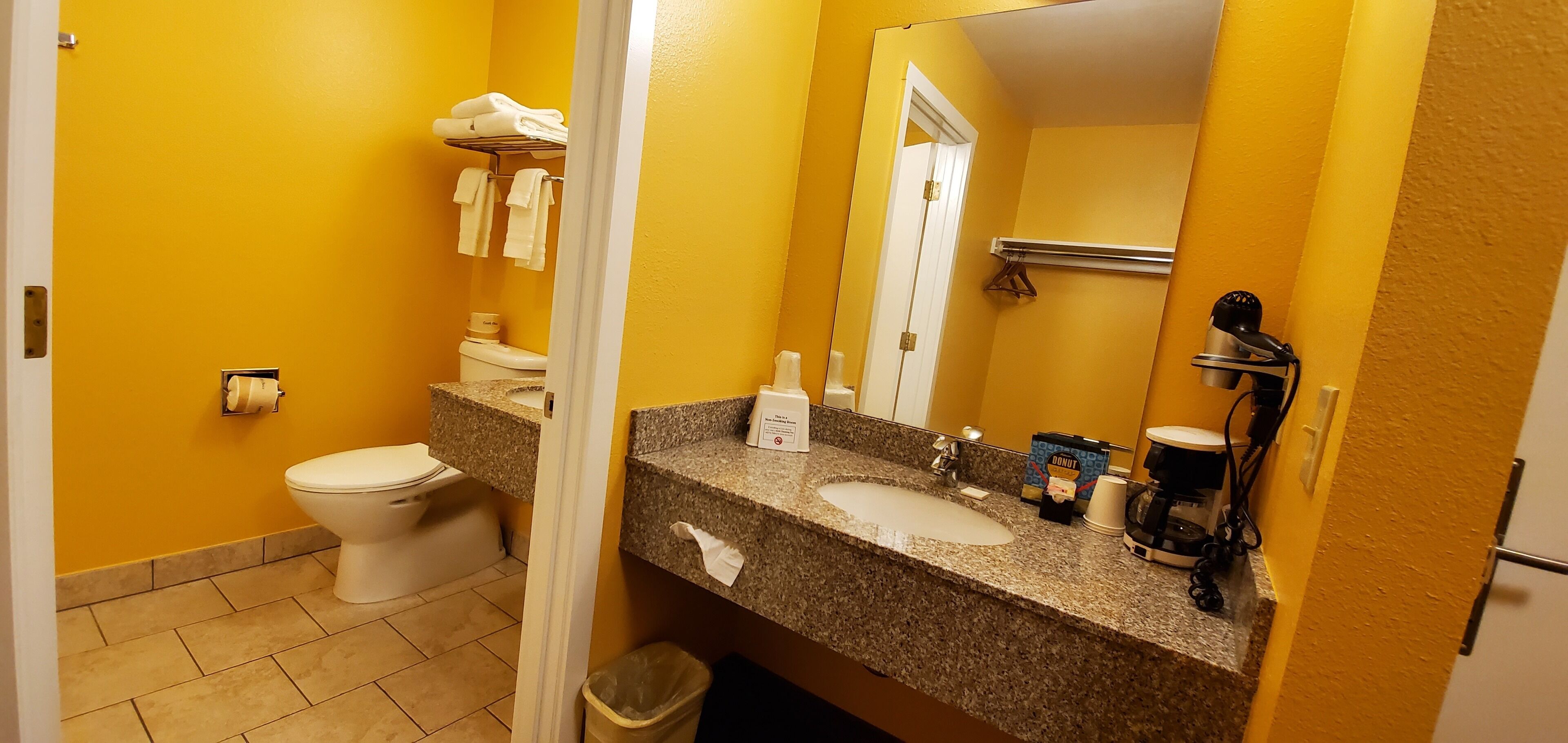 one king executive (no pets) | bathroom amenities | free toiletries, hair dryer, towels