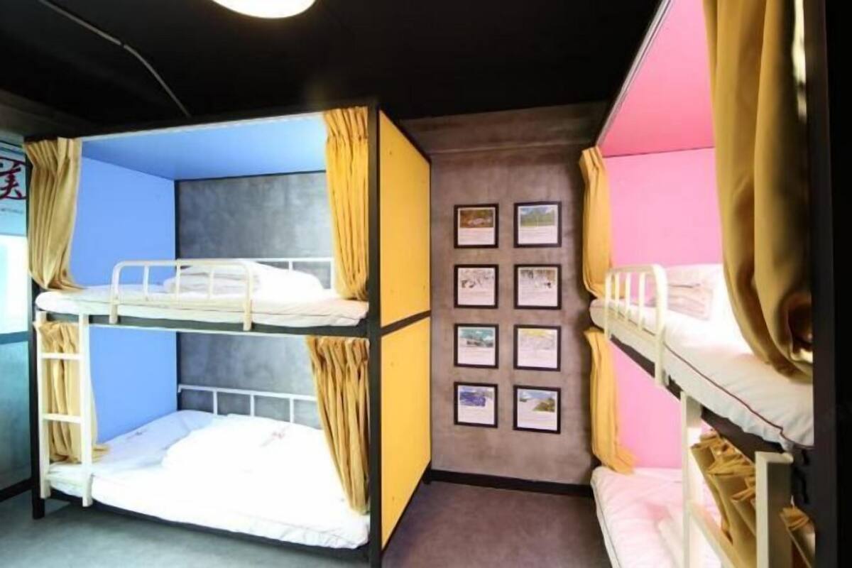 Soundproofing, free WiFi
