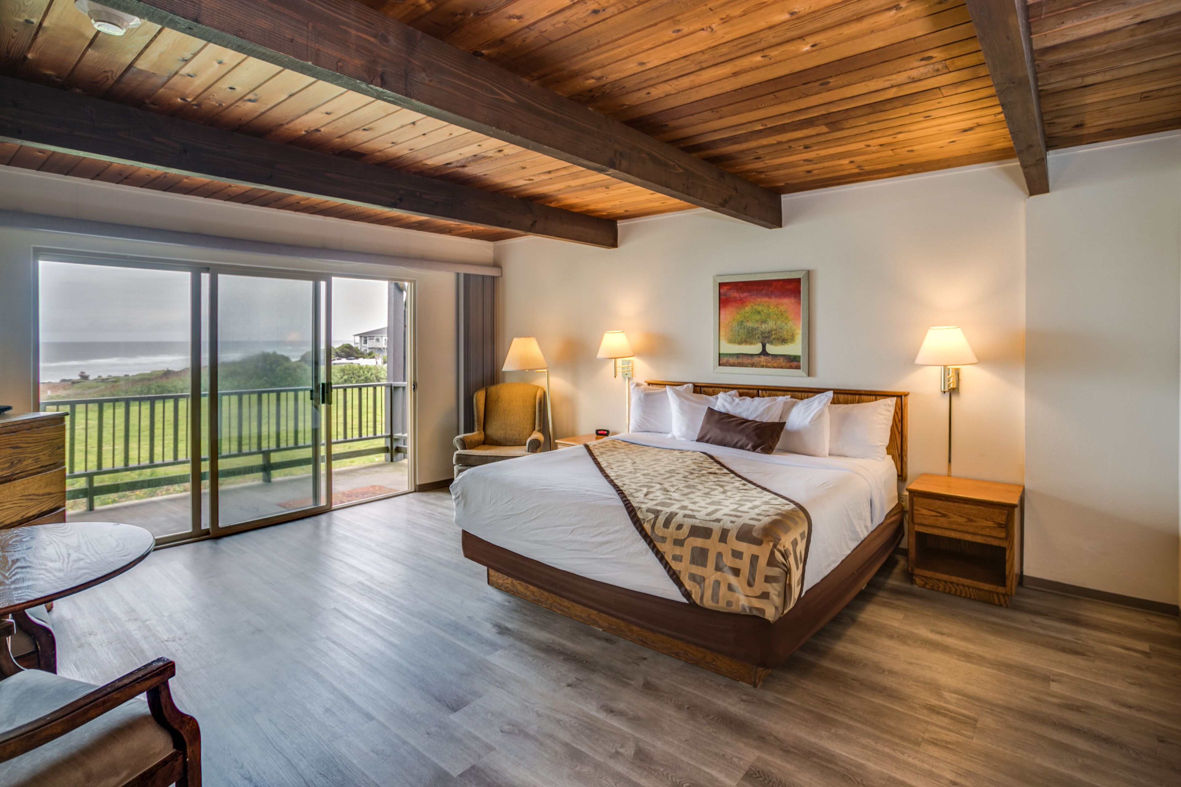 king balcony ocean view pet friendly | 1 bedroom, laptop workspace, iron/ironing board, cots/infant beds