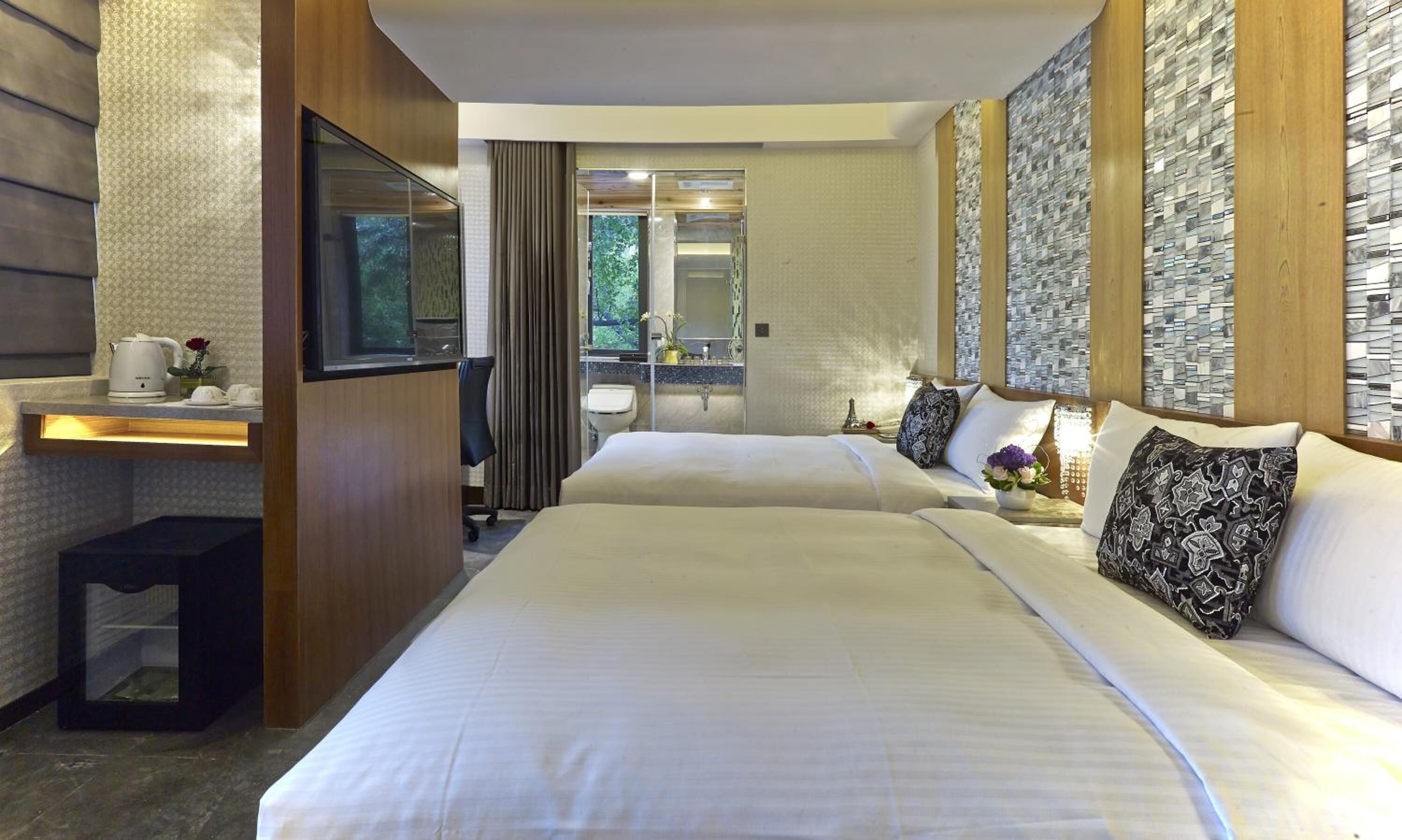 down duvets, free minibar, in-room safe, desk