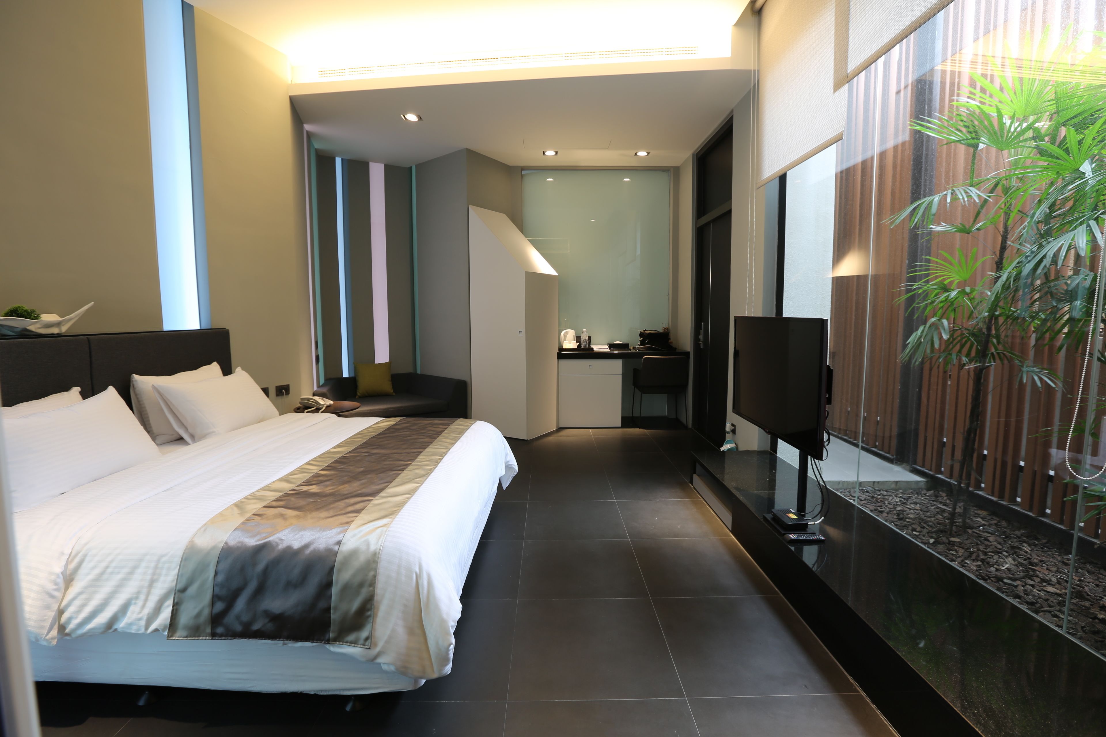 Habitación Deluxe | Ropa de cama de alta calidad y colchones viscoelásticos
