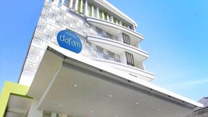 Front of property - Hotel Dafam Fortuna Seturan (Depok)
