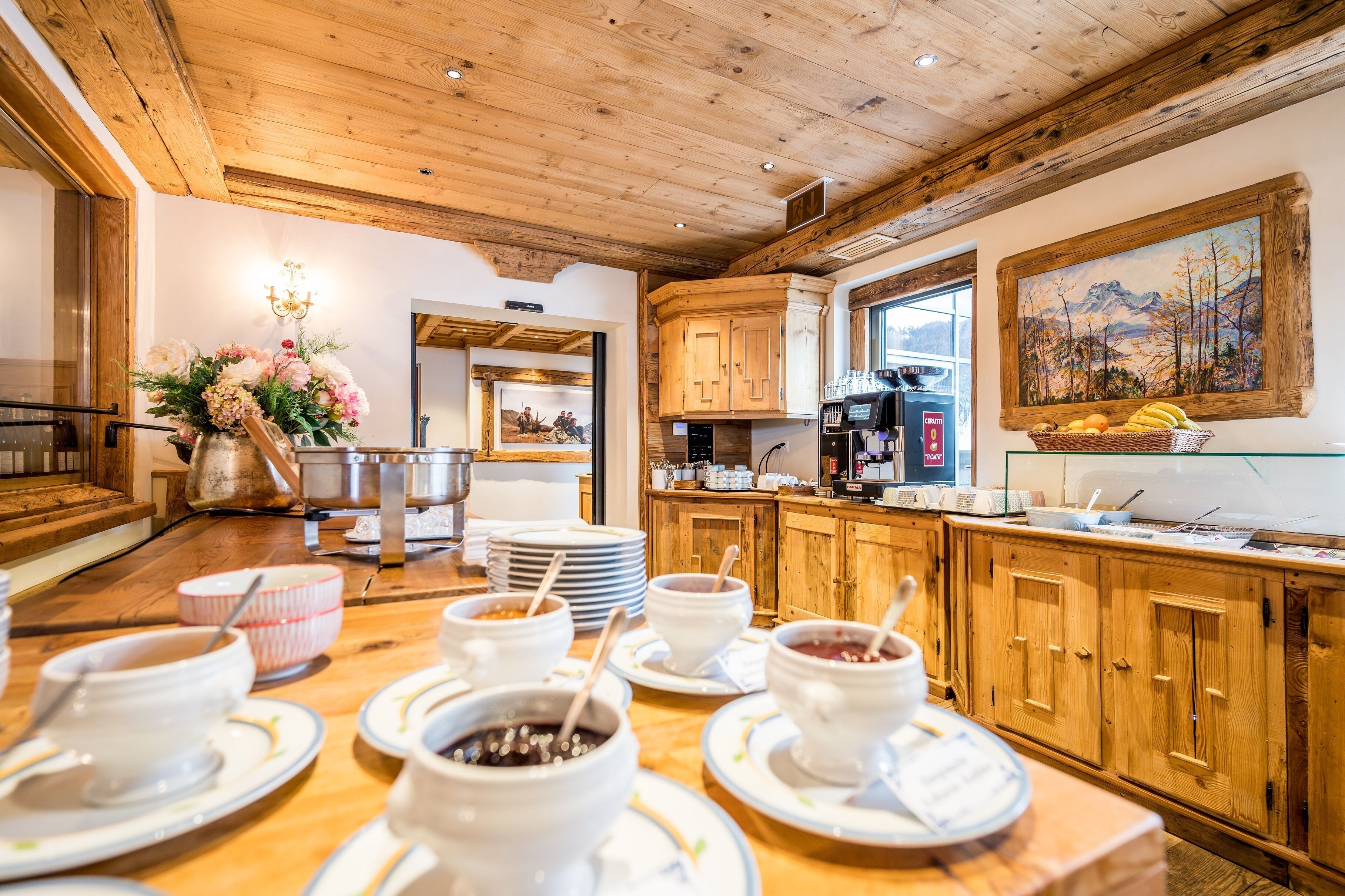 free buffet breakfast