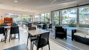 Daily continental breakfast (EUR 10 per person)