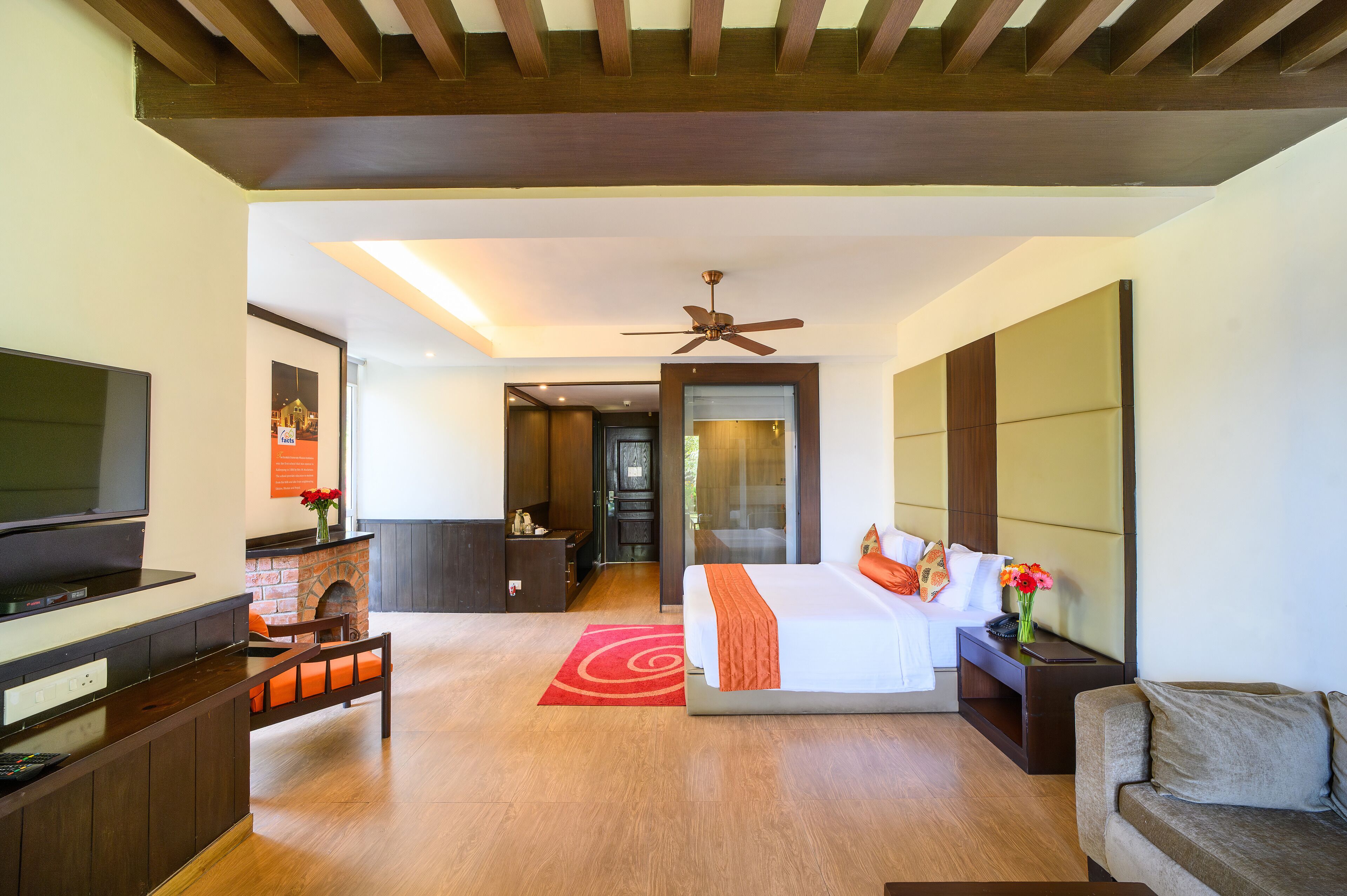 Premier Plus Room | 1 bedroom, premium bedding, minibar, in-room safe