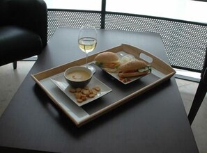 บริเวณนั่งเล่นที่ล็อบบี้