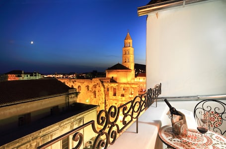 Deluxe Double Room, Sea View | Beach/ocean view. La Porta Luxury Rooms