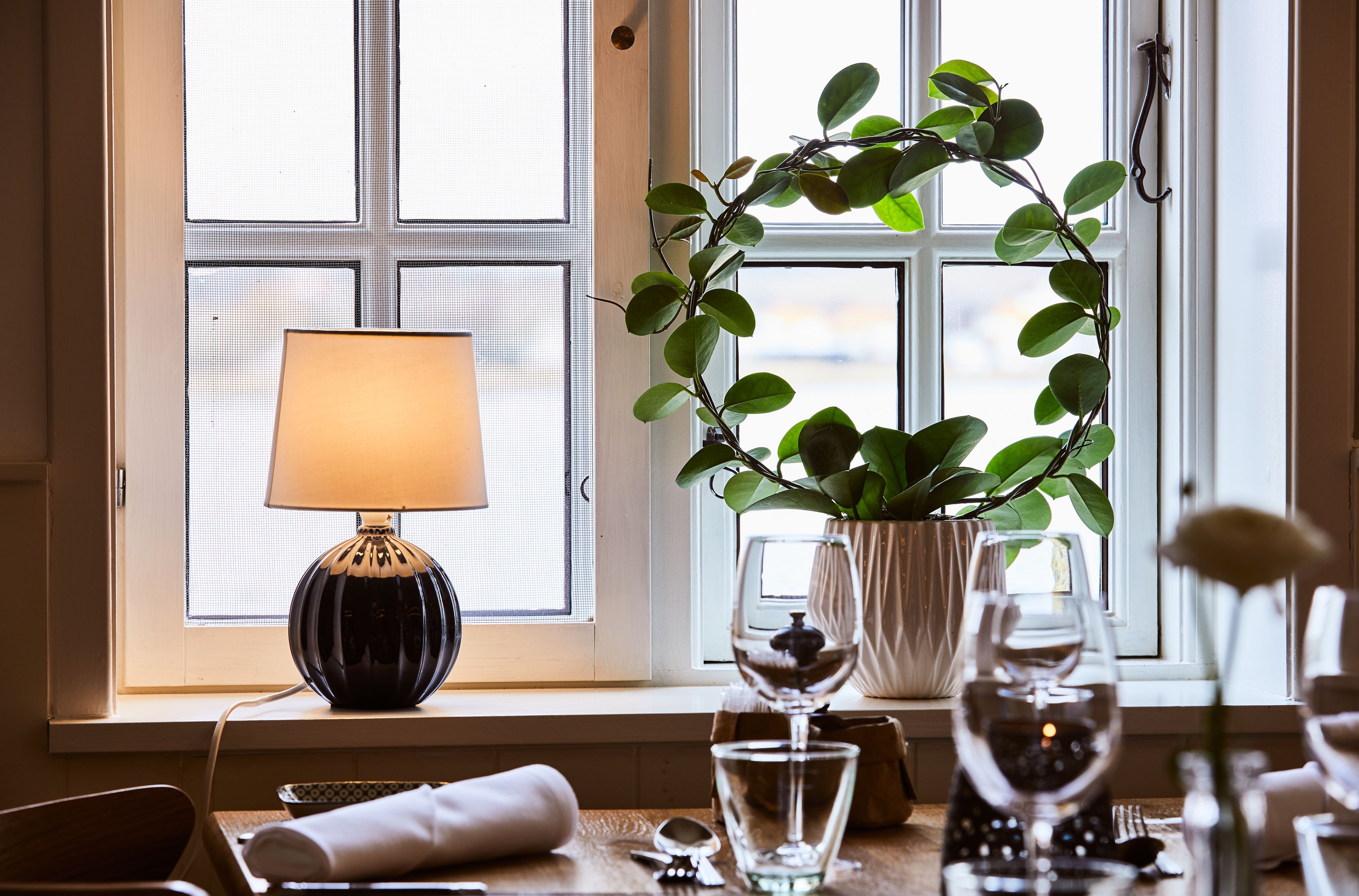 lunch and dinner served, local cuisine