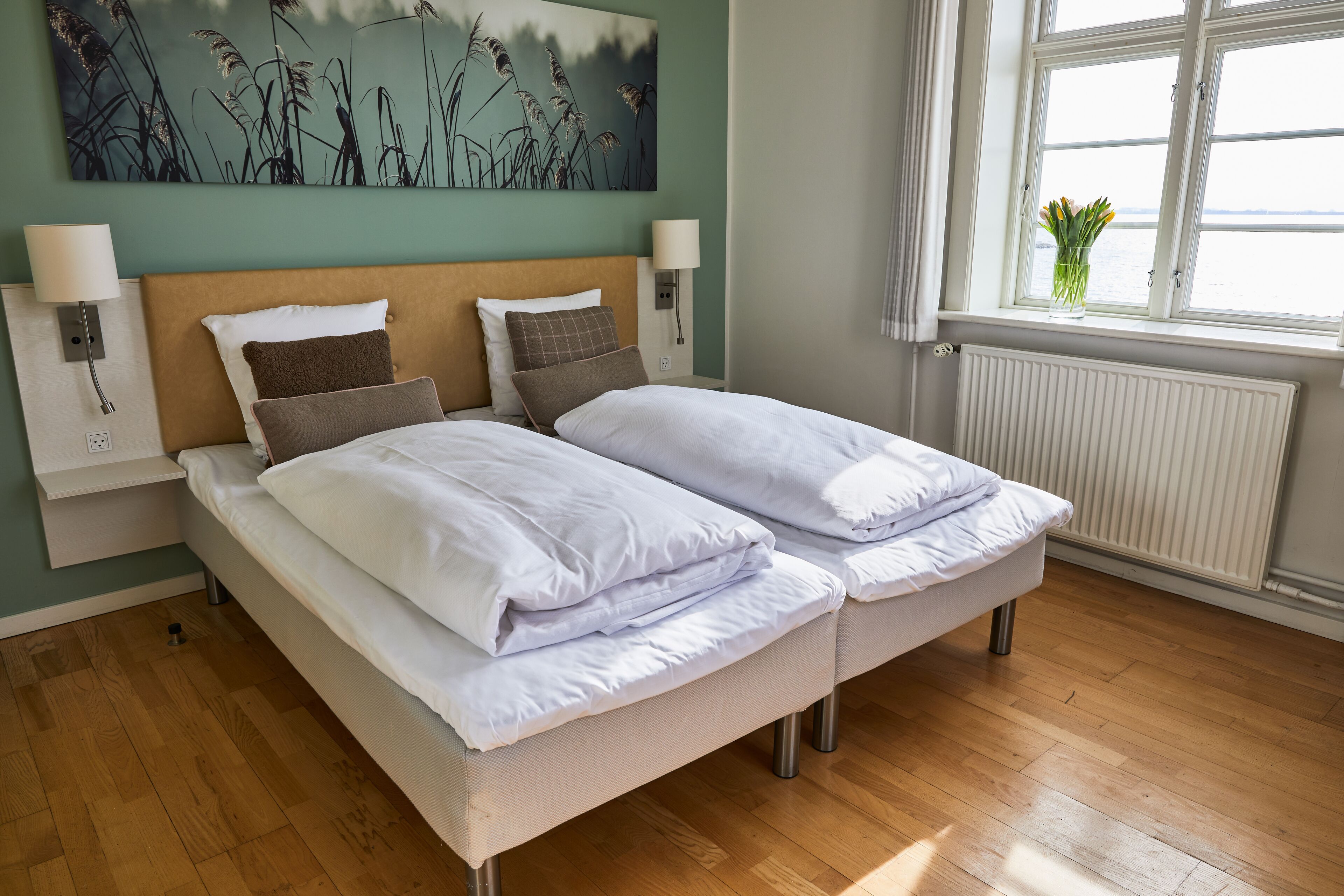 twin room | premium bedding, desk, laptop workspace, soundproofing