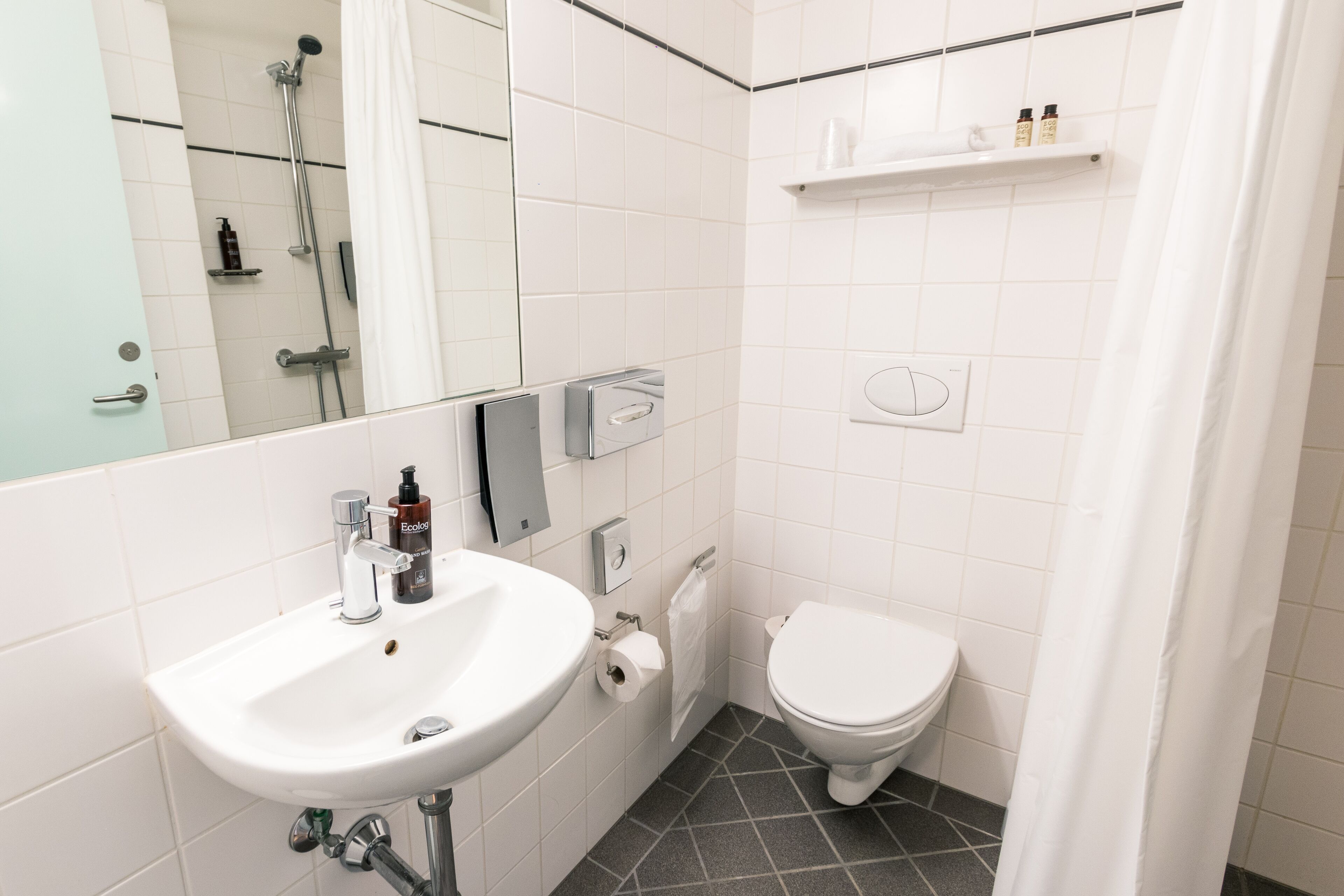 twin room | premium bedding, desk, laptop workspace, soundproofing